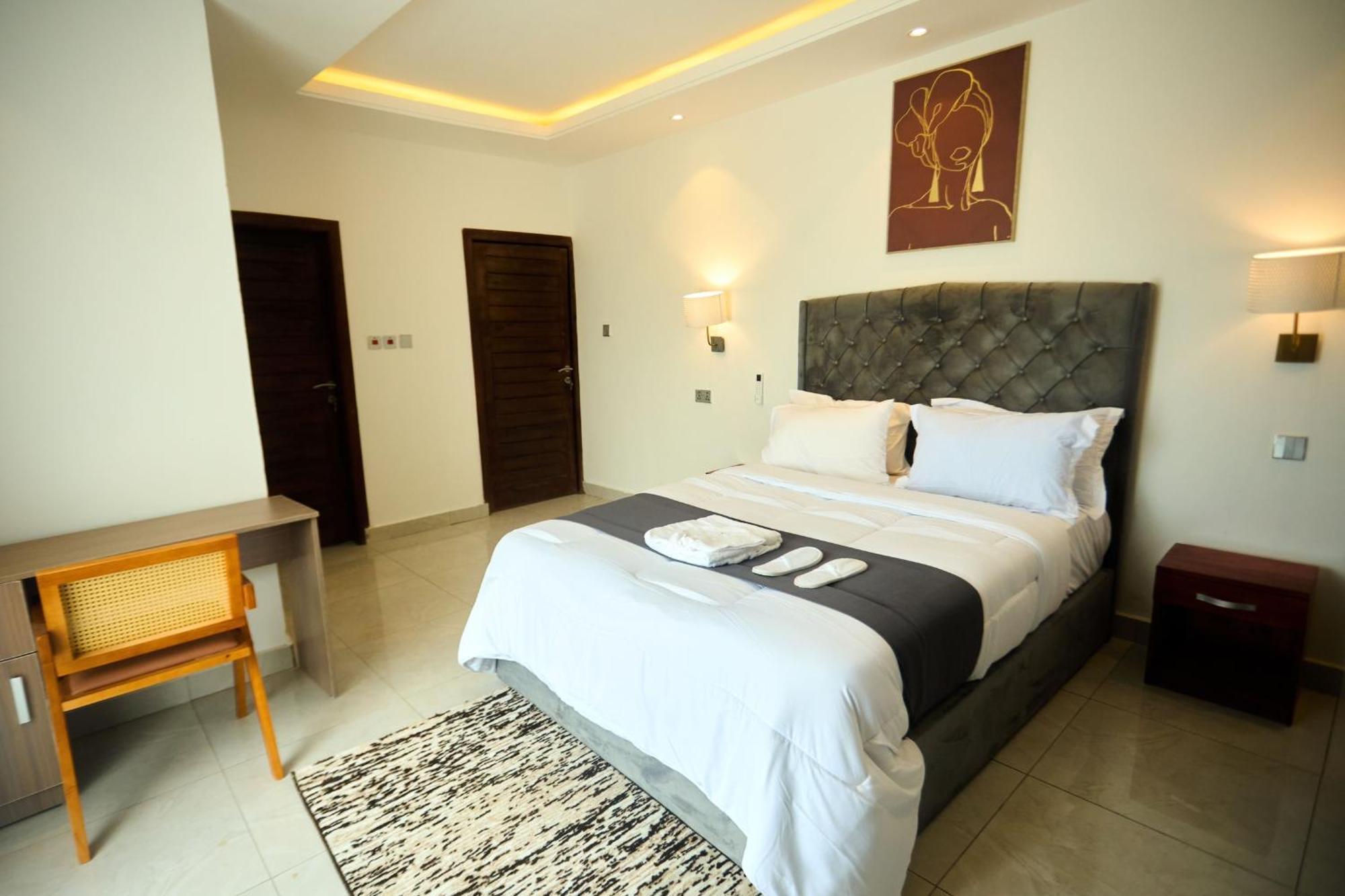 Aiden Homes And Apartments Hotel Koforidua Exterior foto