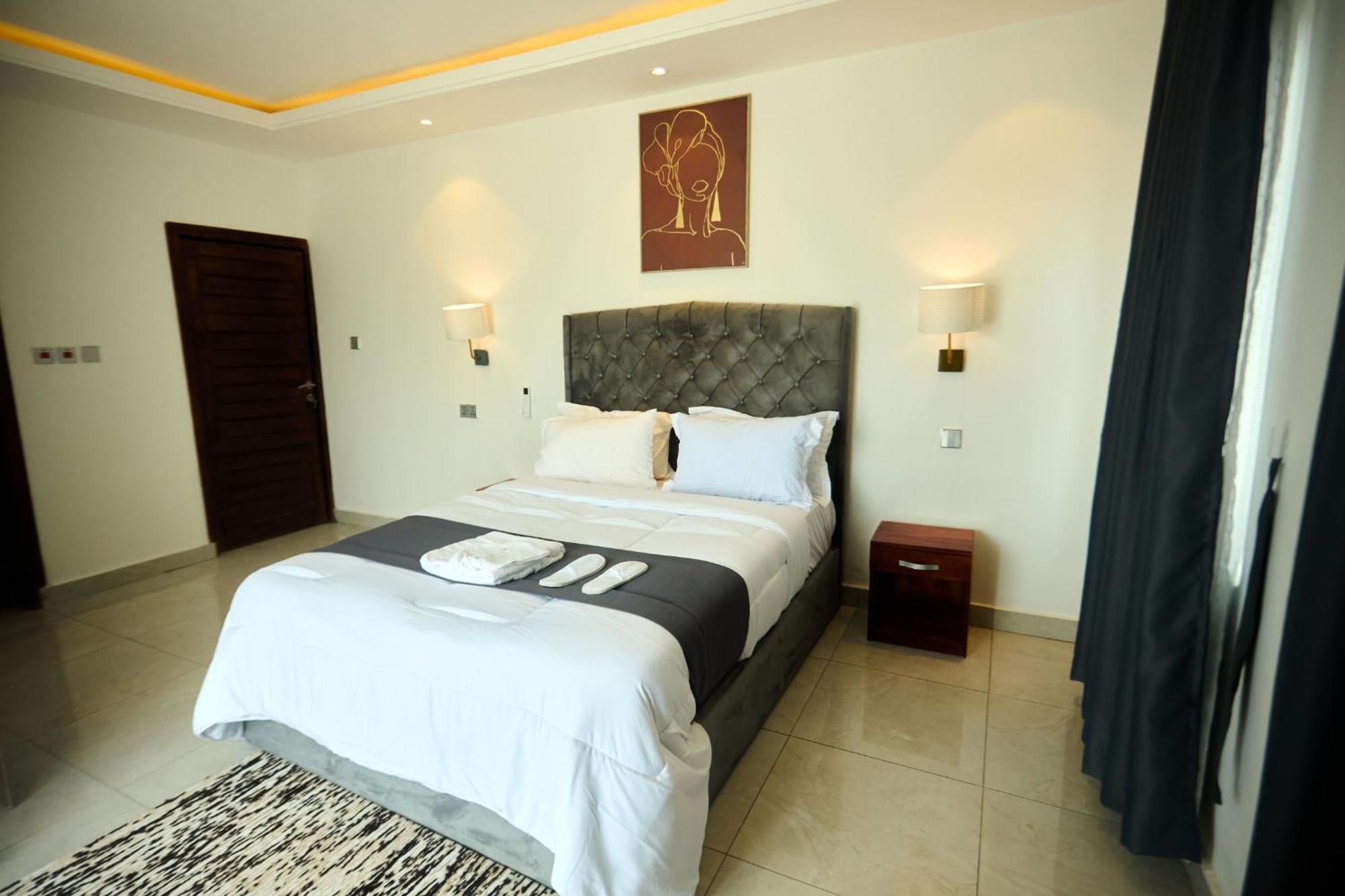 Aiden Homes And Apartments Hotel Koforidua Exterior foto